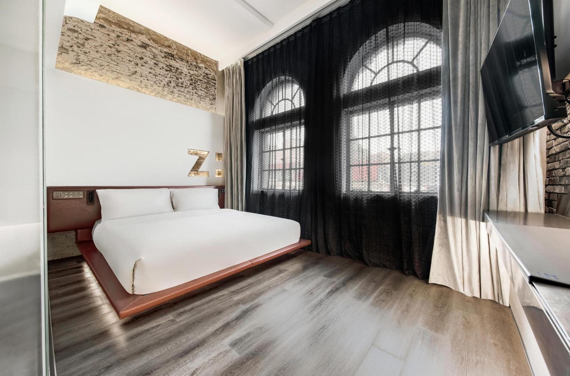 Z Bund Shamei Building Shanghai